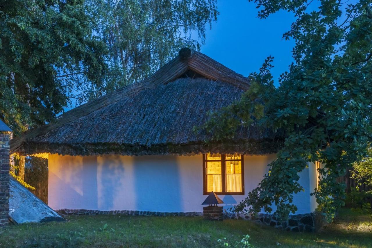 Гостинний Двір На Хуторі Хрещатик Εξωτερικό φωτογραφία